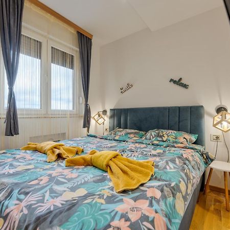 Apartman Viktor & Matej ズラティボール エクステリア 写真