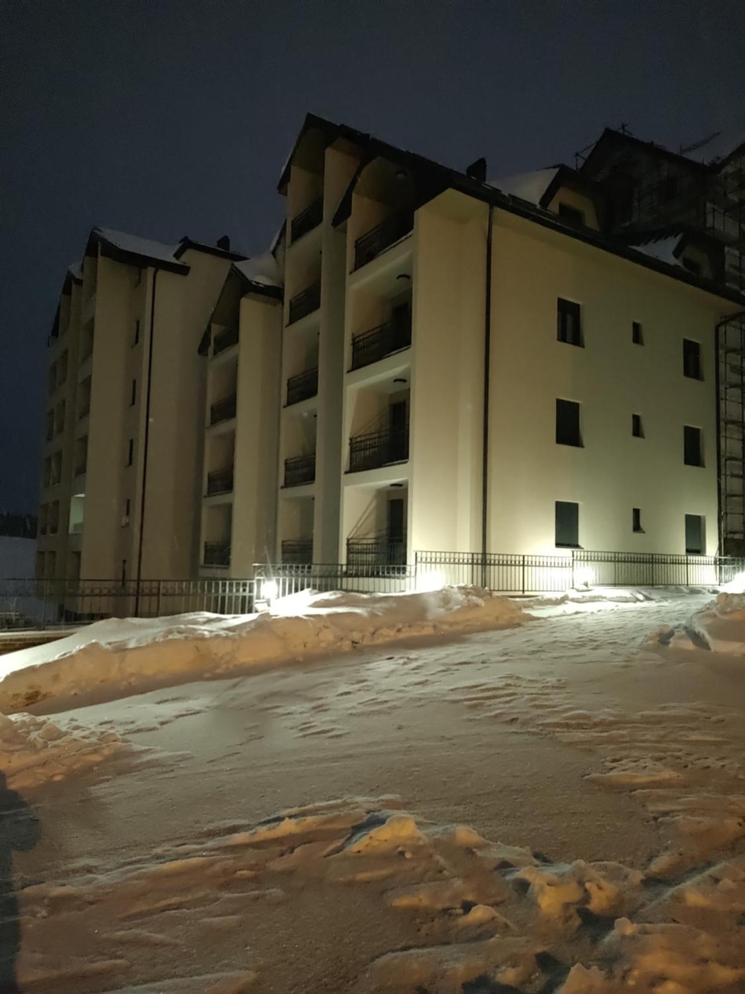 Apartman Viktor & Matej ズラティボール エクステリア 写真